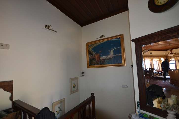 Исторический особняк в средневековой аланийской крепости