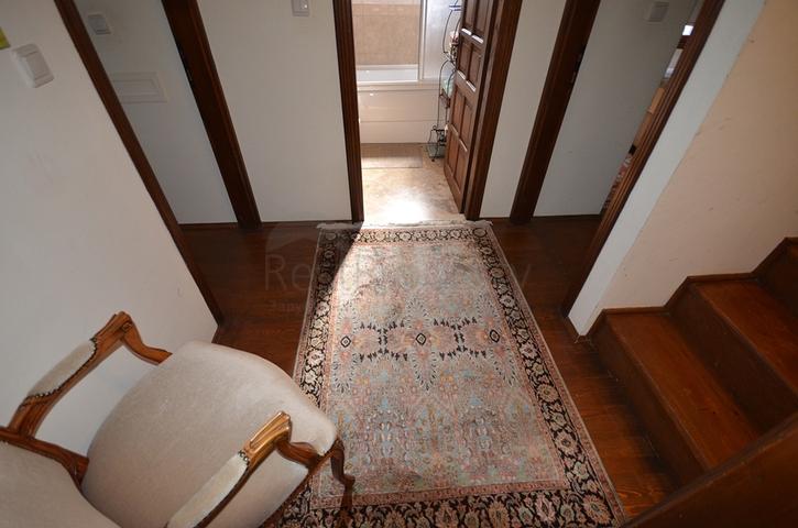 Исторический особняк в средневековой аланийской крепости