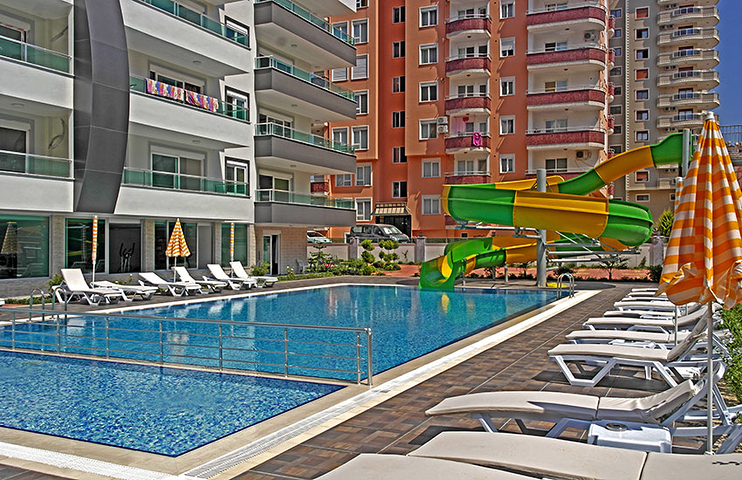 Современный жилой комплекс всего в 250 метрах от моря