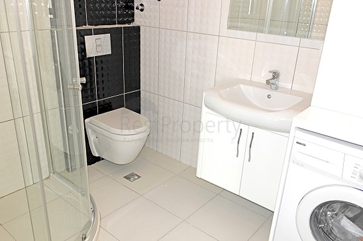 Современный жилой комплекс всего в 250 метрах от моря