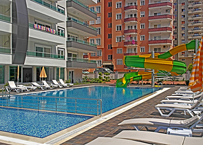 Современный жилой комплекс всего в 250 метрах от моря