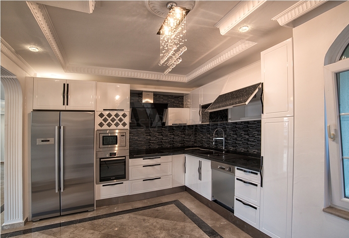 Шикарные виллы с личным бассейном и видом на море