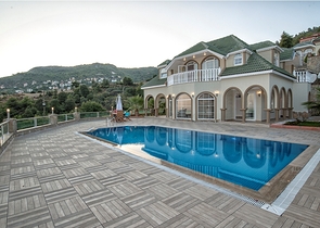 Шикарные виллы с личным бассейном и видом на море