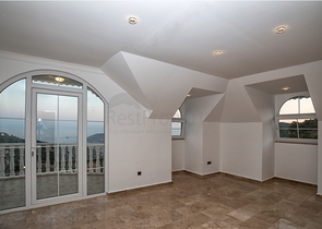 Шикарные виллы с личным бассейном и видом на море