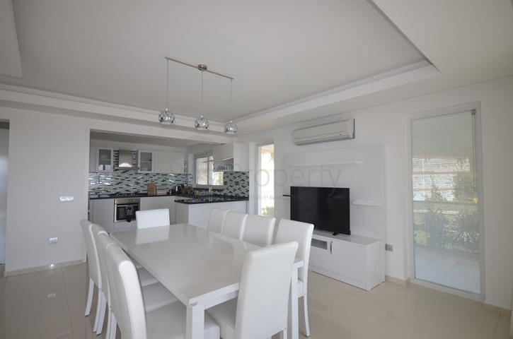 Шикарный особняк 5+2 в Фетхие