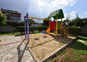 Современный комплекс в Кестеле на первой линии  Современный комплекс в Кестеле на первой линии