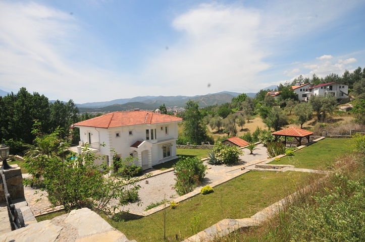 Меблированная вилла 4+1 на продажу в Сейдикемер Фетхие.