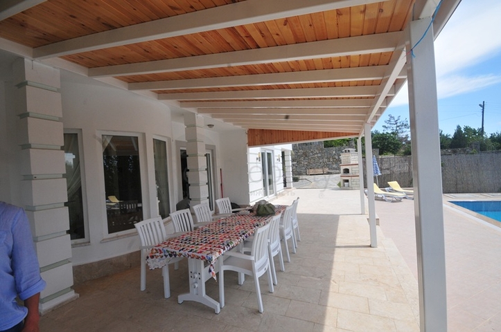 Меблированная вилла 4+1 на продажу в Сейдикемер Фетхие.