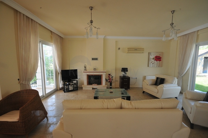 Меблированная вилла 4+1 на продажу в Сейдикемер Фетхие.