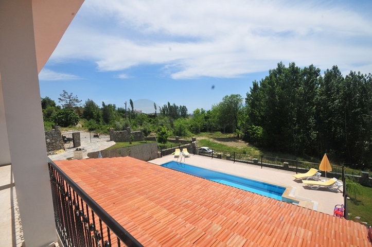 Меблированная вилла 4+1 на продажу в Сейдикемер Фетхие.