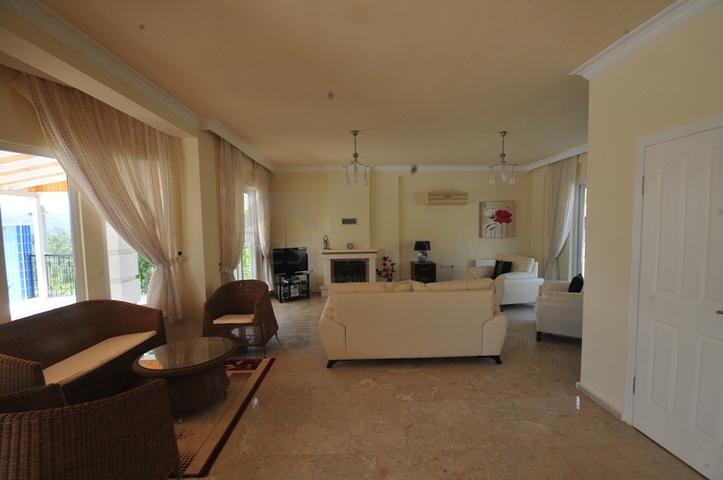 Меблированная вилла 4+1 на продажу в Сейдикемер Фетхие.