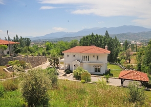 Меблированная вилла 4+1 на продажу в Сейдикемер Фетхие.