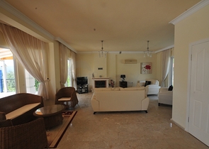 Меблированная вилла 4+1 на продажу в Сейдикемер Фетхие.