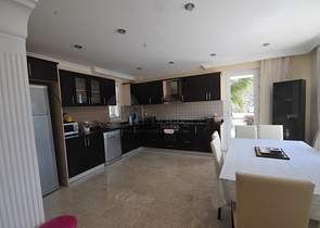 Меблированная вилла 4+1 на продажу в Сейдикемер Фетхие.