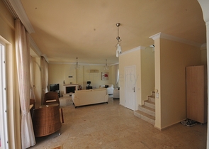 Меблированная вилла 4+1 на продажу в Сейдикемер Фетхие.