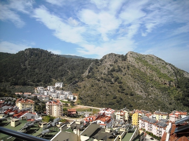 Новые апартаменты на продажу с 2-мя спальнями в центре Фетхие/Ташьяка