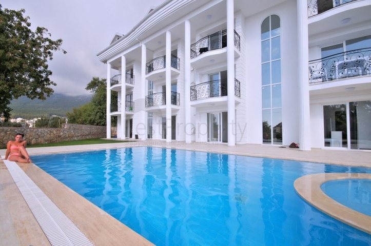 Шикарные апартаменты 3+1 в Оваджик- Хисарону