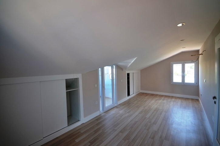 Роскошная частная вилла 4+1 В Оваджык