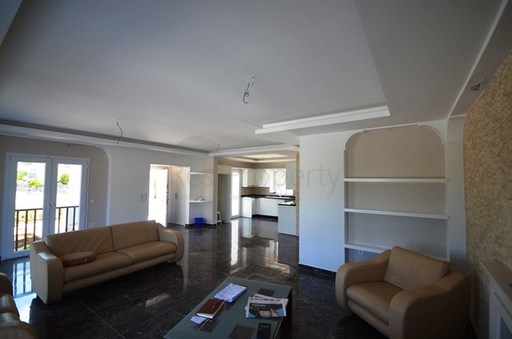 Роскошная частная вилла 4+1 В Оваджык