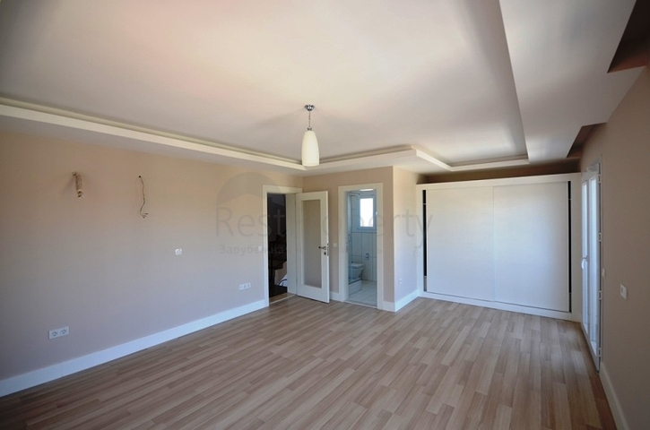 Роскошная частная вилла 4+1 В Оваджык