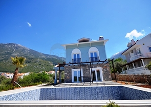 Роскошная частная вилла 4+1 В Оваджык