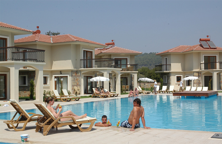 Отдельная вилла с общим бассейном в  Хисароню,Фетхие