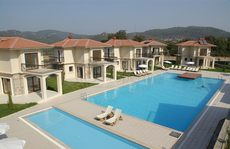 Отдельная вилла с общим бассейном в  Хисароню,Фетхие