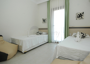 Отдельная вилла с общим бассейном в  Хисароню,Фетхие