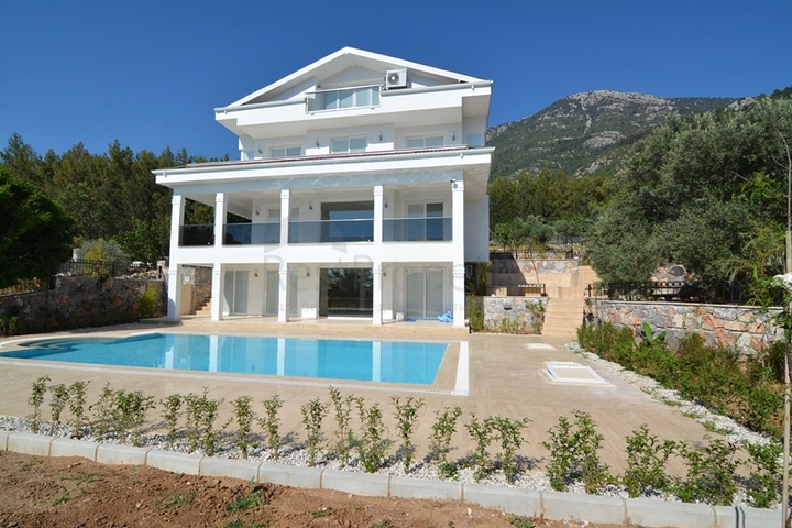 Роскошная вилла 5+1 в Оваджик, Фетхие