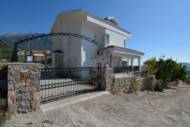 Роскошная вилла 5+1 в Оваджик, Фетхие