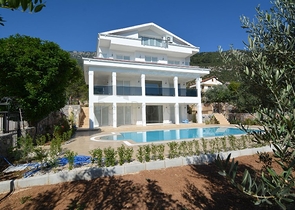 Роскошная вилла 5+1 в Оваджик, Фетхие