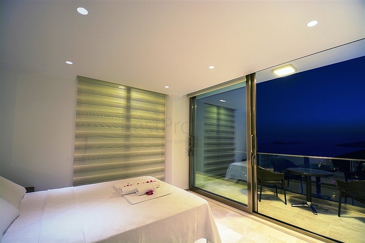 Частная вилла 5+1 в Калкане с видом на море и острова