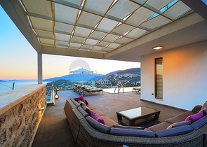 Частная вилла 5+1 в Калкане с видом на море и острова