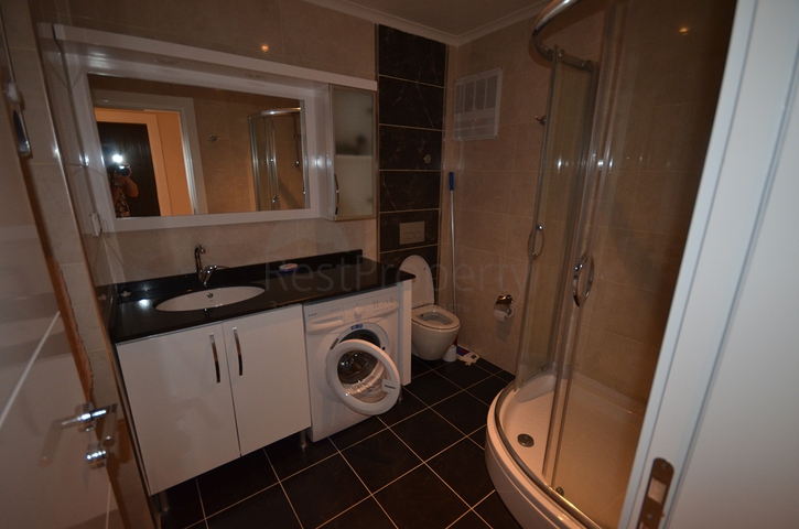 Прекрасная квартира 2+1 с видом на море в центре Обы