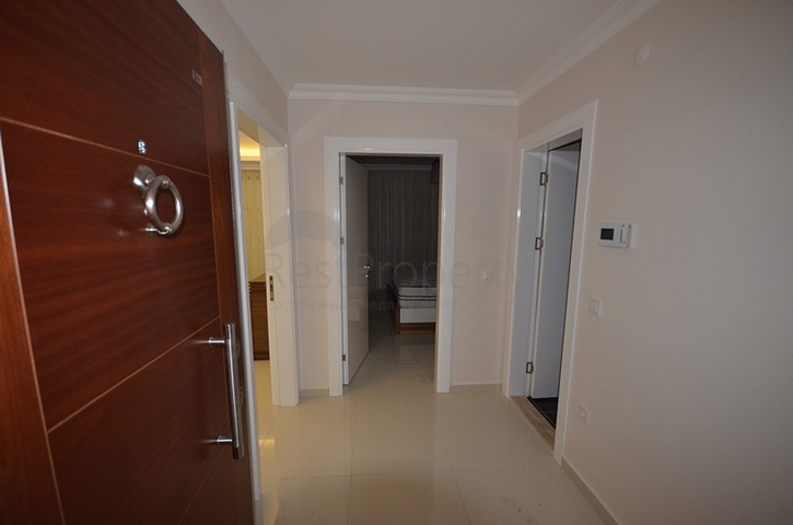 Светлая и просторная квартира в жилом комплексе с бассейном в районе Оба