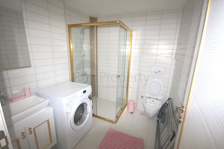 Уютная квартира с выходом в сад всего в 600 м от моря