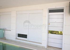 Уютная квартира с выходом в сад всего в 600 м от моря