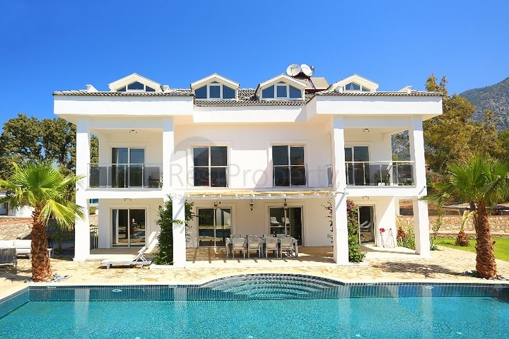 Впечатляющая вилла 4+1 в хисароню, Фетхие