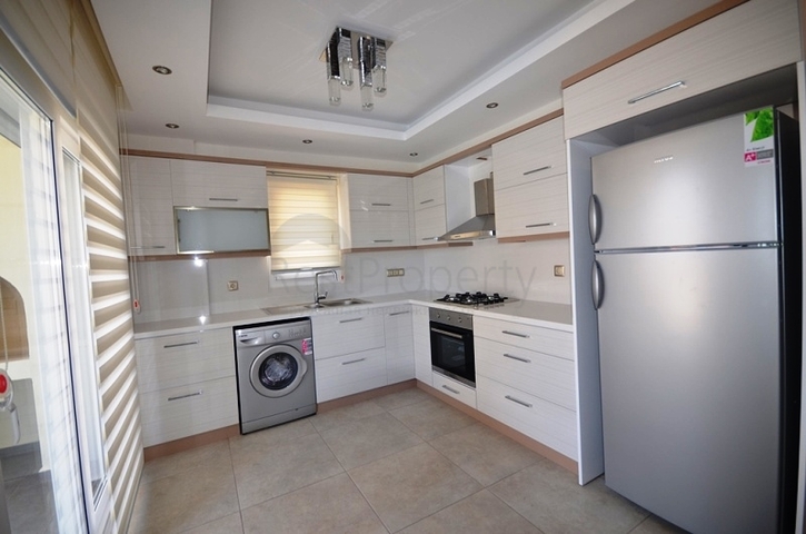 Превосходная вилла 4+1 в Олюдениз, Фетхие