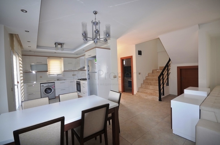 Превосходная вилла 4+1 в Олюдениз, Фетхие