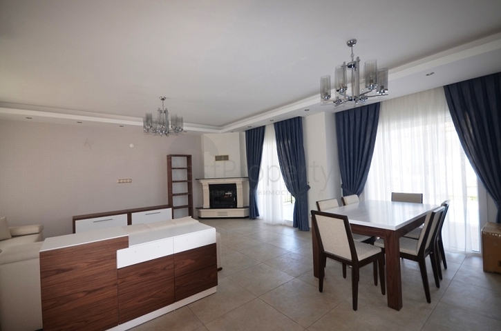 Превосходная вилла 4+1 в Олюдениз, Фетхие