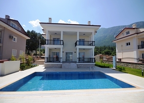 Превосходная вилла 4+1 в Олюдениз, Фетхие