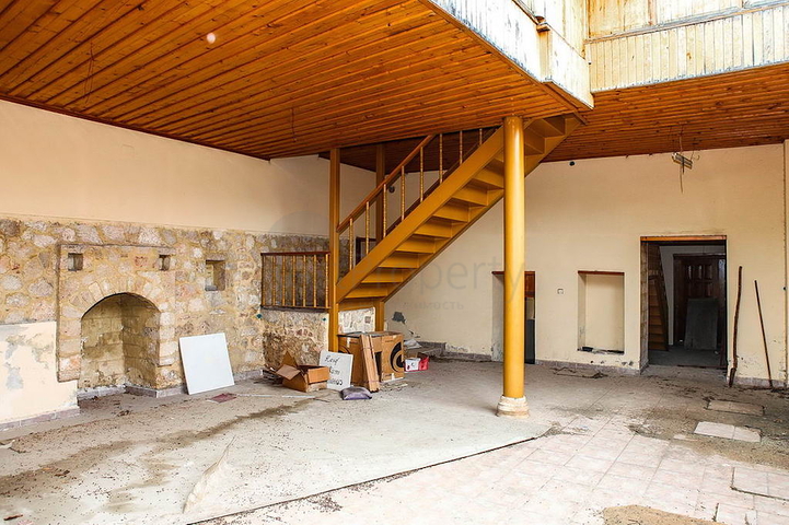 Земля с проектом отеля в Калеичи в Анталии