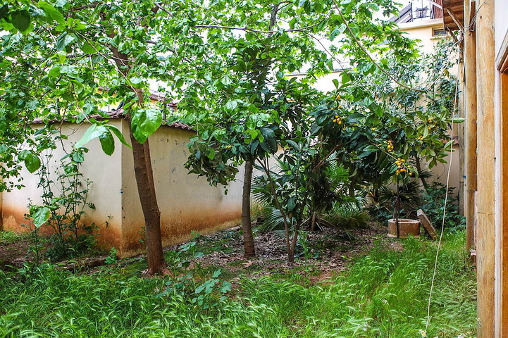 Земля с проектом отеля в Калеичи в Анталии