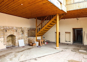 Земля с проектом отеля в Калеичи в Анталии