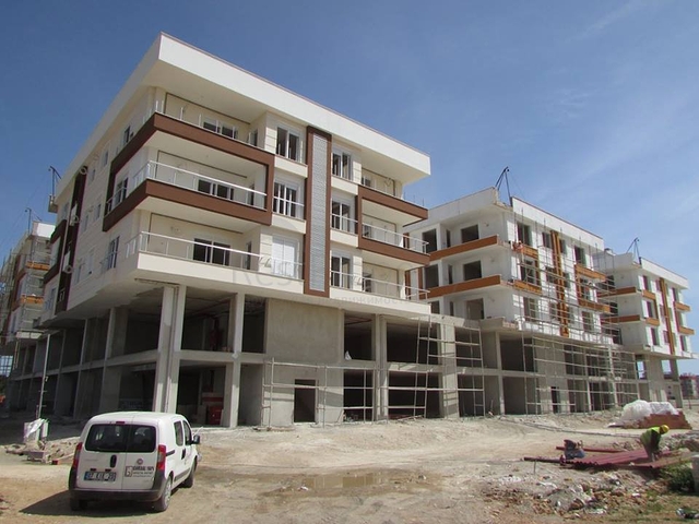 6 магазинов на продажу в Кепезе, Анталья