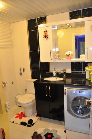 Квартира 2+1 в центре Алании с видом на горы и море