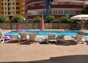 Квартира 2+1 в центре Алании с видом на горы и море