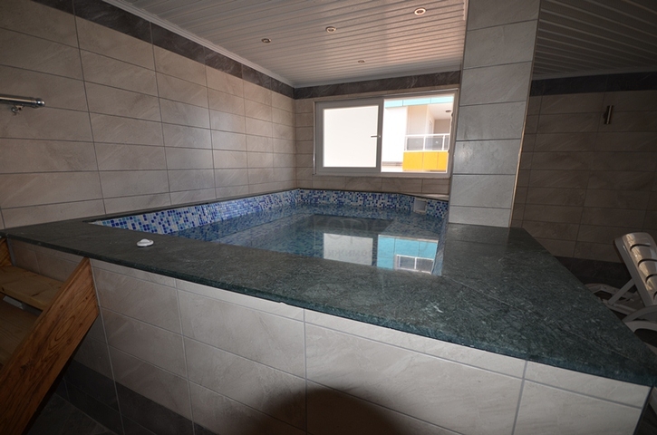 Квартира 1+1 в комплексе отельного плана в Кестеле