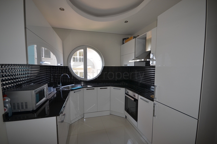 Квартира 1+1 в комплексе отельного плана в Кестеле